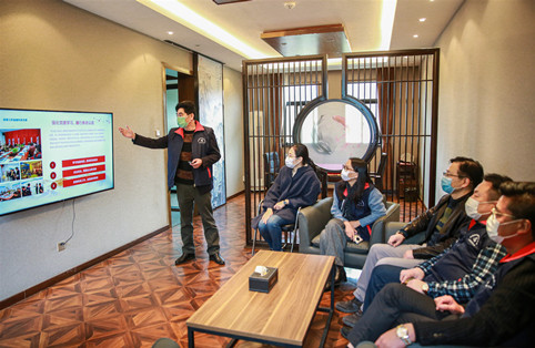 d1c03c9c2d15f8f76fb441f74f345351.jpg d1c03c9c2d15f8f76fb441f74f345351.jpg