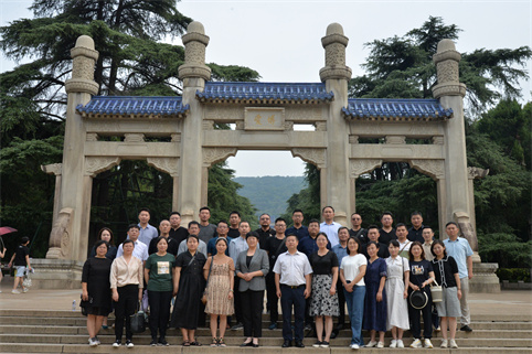 d7635930e51a8f5d25ef057ce204bdb3.jpg