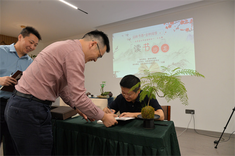 e20970cfc3adc0b2b1cf837efe3ae85b.jpg e20970cfc3adc0b2b1cf837efe3ae85b.jpg