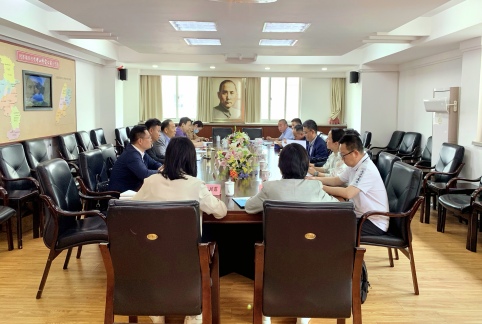 df57656476a6db6849c17a1ce8c5a797.jpg df57656476a6db6849c17a1ce8c5a797.jpg