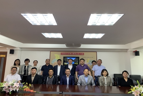 fbcd9cb3d7427f3e6ed393739f9efa25.jpg fbcd9cb3d7427f3e6ed393739f9efa25.jpg