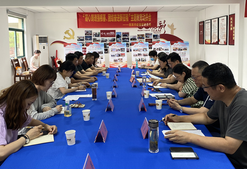 1e0f4233eff6f25e928b210d8e4c46b6.jpg 1e0f4233eff6f25e928b210d8e4c46b6.jpg