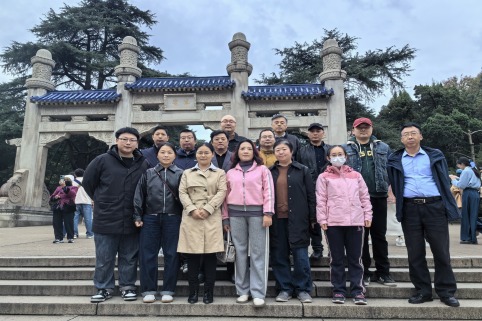 0df4ec03faf14ed8bcf305739dcfd70b.jpg 0df4ec03faf14ed8bcf305739dcfd70b.jpg