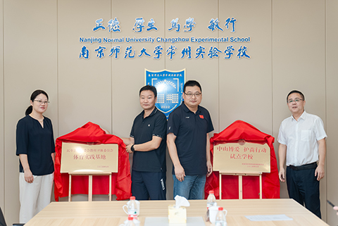 7b0b92401a0f683917de8887b65ce919.jpg 7b0b92401a0f683917de8887b65ce919.jpg