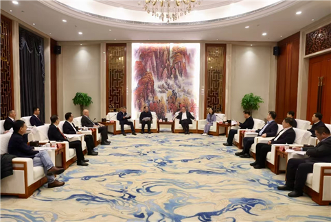 01b3f4b81cffba532556d175231e8cbe.jpg 01b3f4b81cffba532556d175231e8cbe.jpg