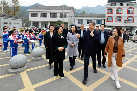 b4f032133b815c8fe786676b01c0050a.jpg b4f032133b815c8fe786676b01c0050a.jpg