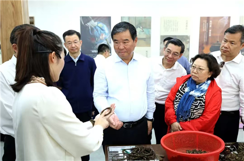 713fd2c3c46185752bb6ca6a4e124d6f.jpg 713fd2c3c46185752bb6ca6a4e124d6f.jpg