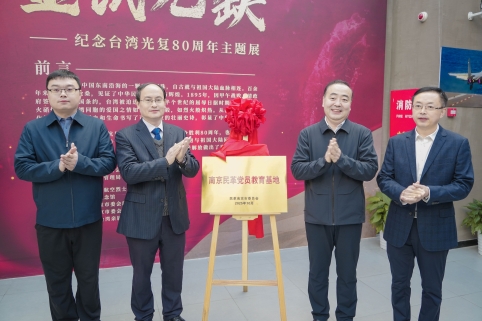 1e341381a4a7c60e21a7df1df21686b7.jpg 1e341381a4a7c60e21a7df1df21686b7.jpg