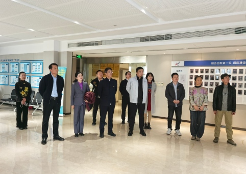 f2c527351a55e22bcc188e6786018e77.jpg f2c527351a55e22bcc188e6786018e77.jpg