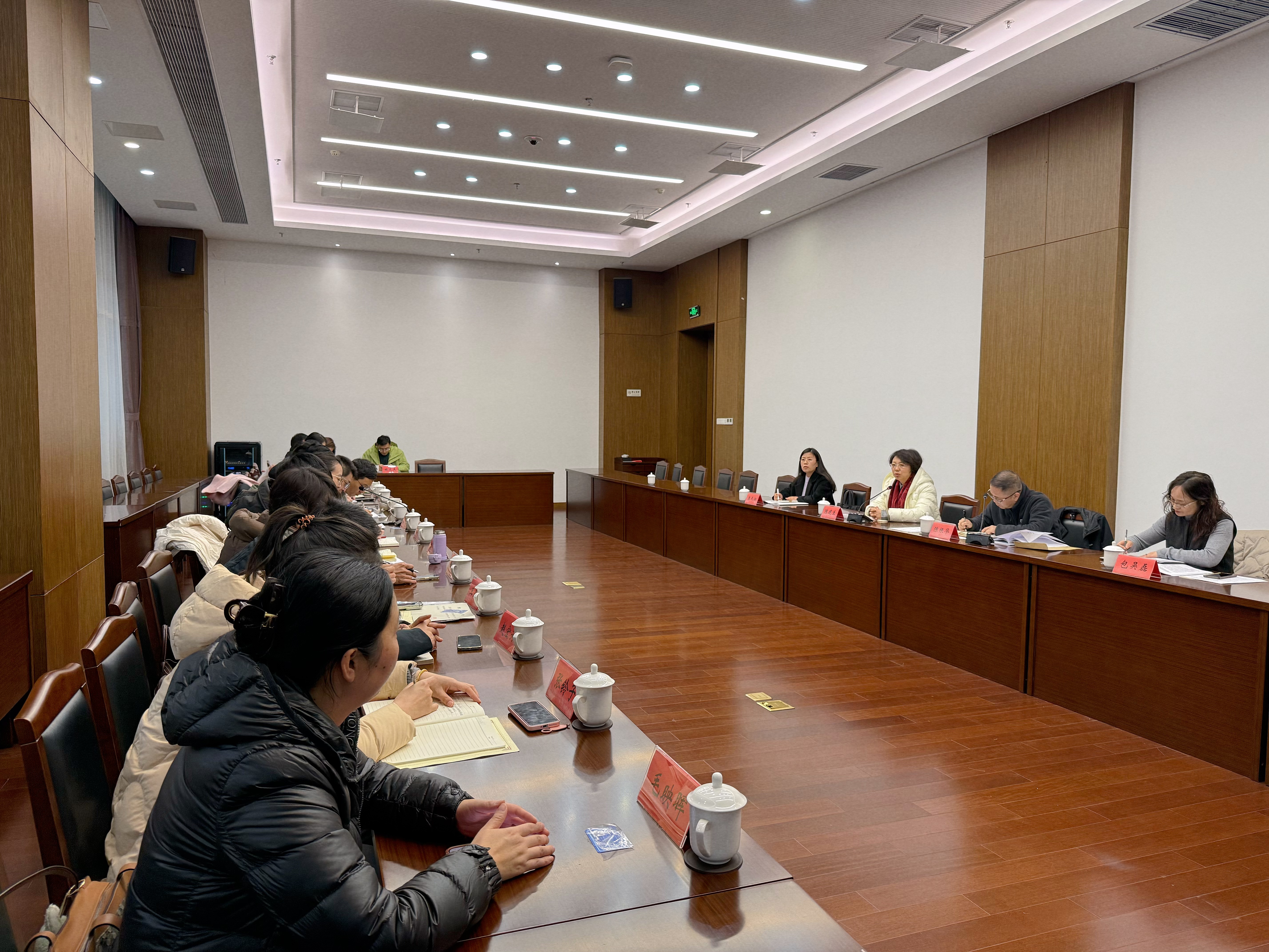 b17cf289442bb368b6beeeca1b301004.jpg b17cf289442bb368b6beeeca1b301004.jpg