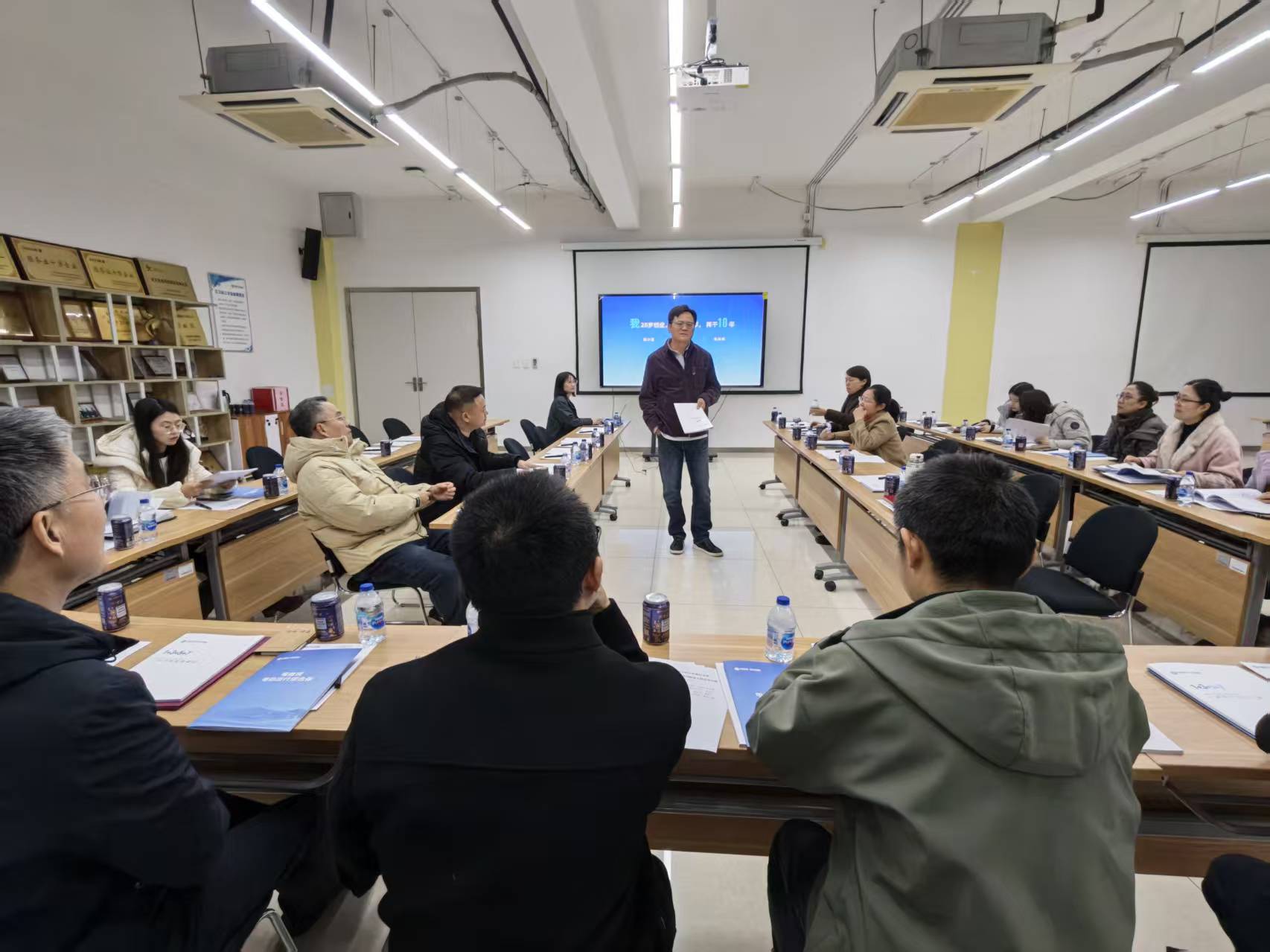 ea2f123c873aba8e5907765e5224c868.jpg ea2f123c873aba8e5907765e5224c868.jpg