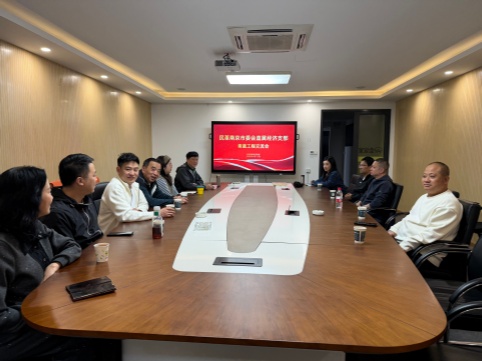 63079dd2d78da691813b5dec334cd856.jpg 63079dd2d78da691813b5dec334cd856.jpg